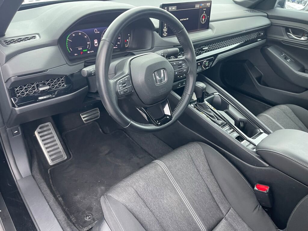 Used 2023 Honda Accord Sport image 5