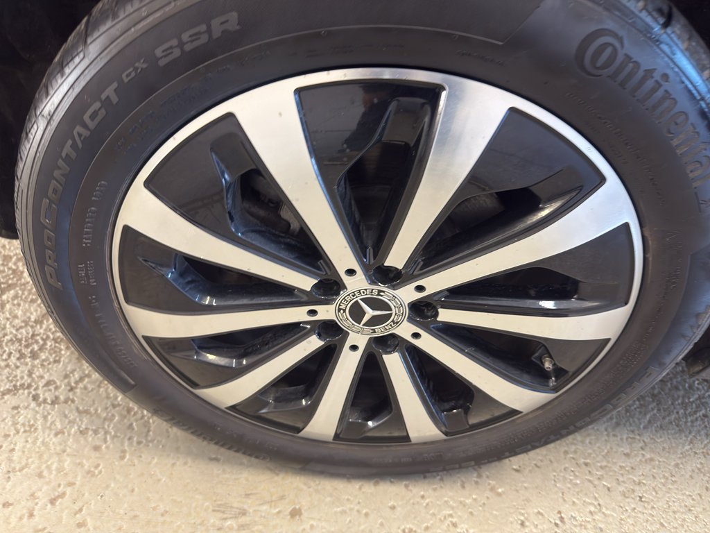 Used 2021 Mercedes-Benz GLA 250 w/ Premium Package image 33