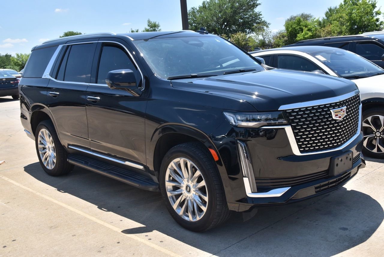 Used 2023 Cadillac Escalade Premium Luxury AWD/4WD image 4