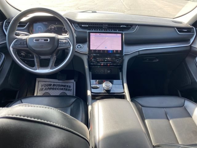 Used 2023 Jeep Grand Cherokee Limited AWD/4WD image 5