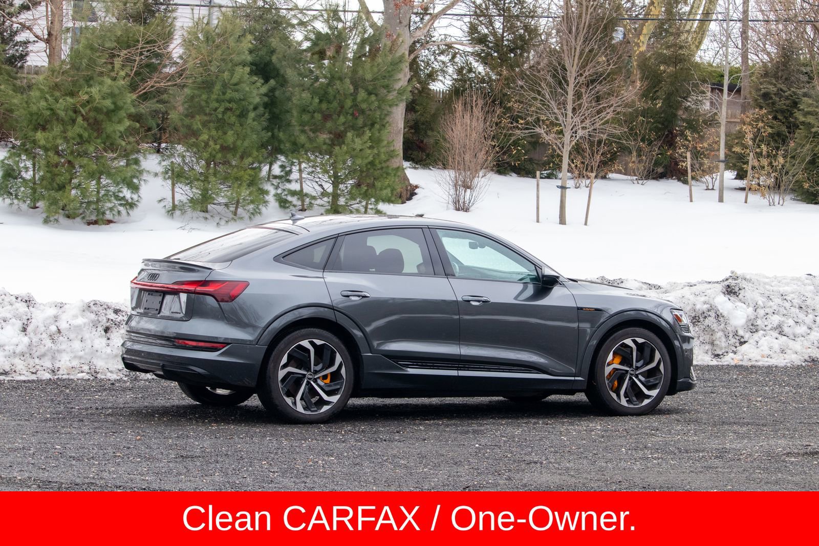 Used 2022 Audi e-tron Premium Plus w/ Premium Plus Package image 9