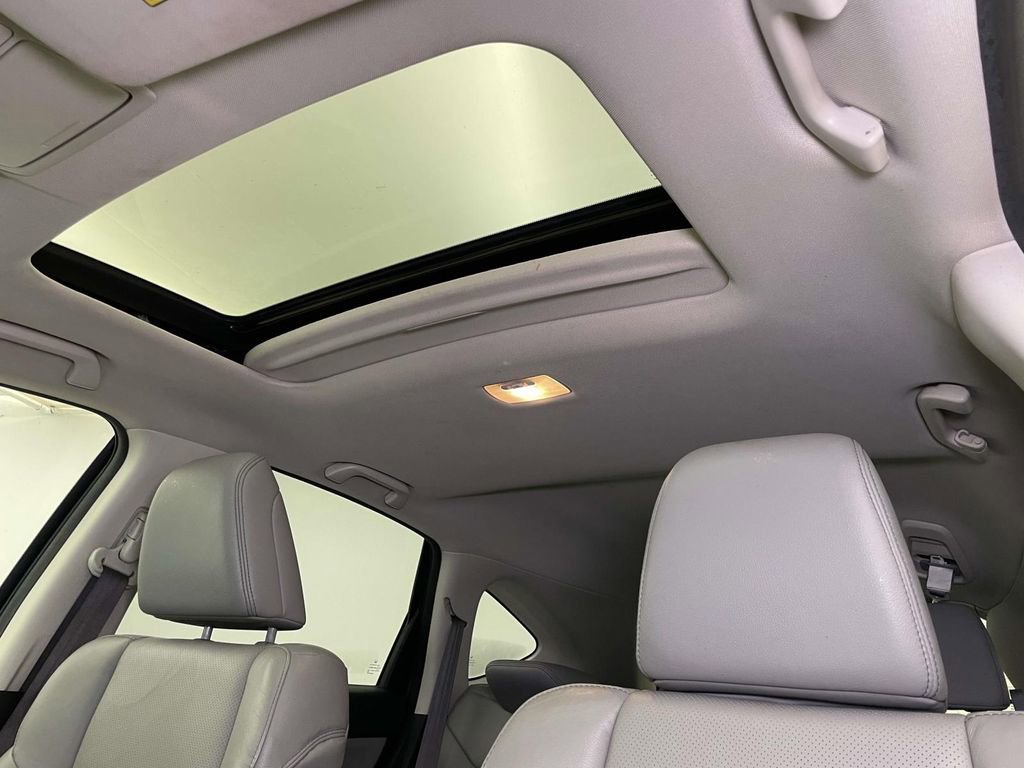 Used 2016 Honda CR-V Touring image 18