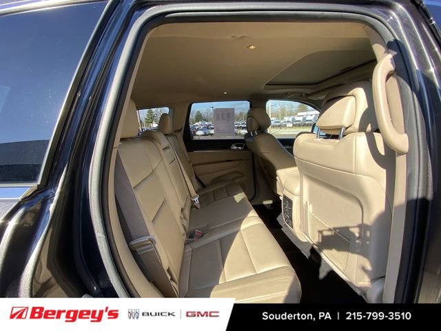 Used 2019 Jeep Grand Cherokee Limited AWD/4WD image 30