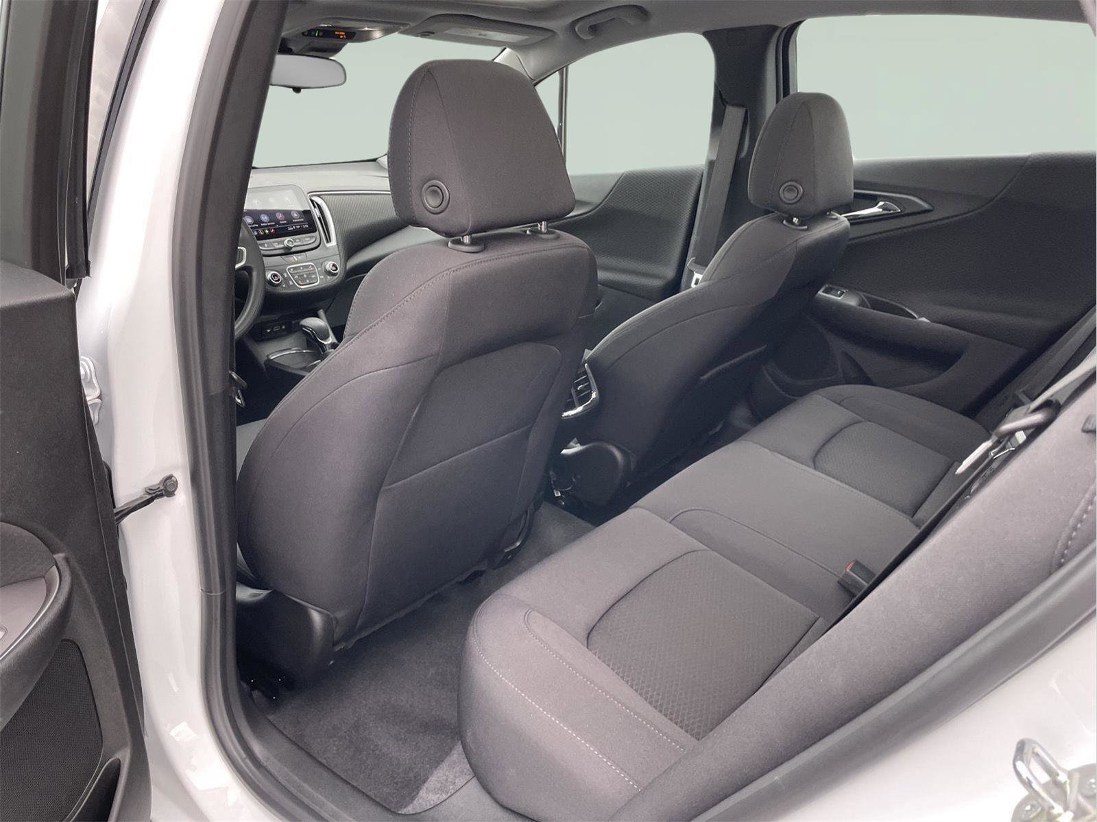 Used 2023 Chevrolet Malibu LT image 15