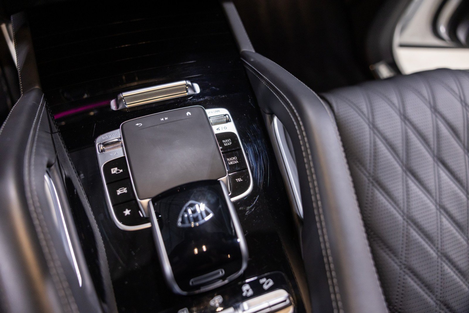 Used 2024 Mercedes-Benz Maybach GLS 600 4MATIC image 45