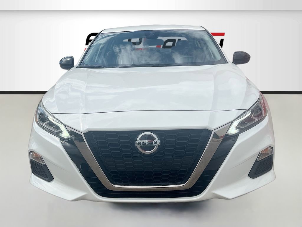 Used 2021 Nissan Altima 2.5 SR image 2