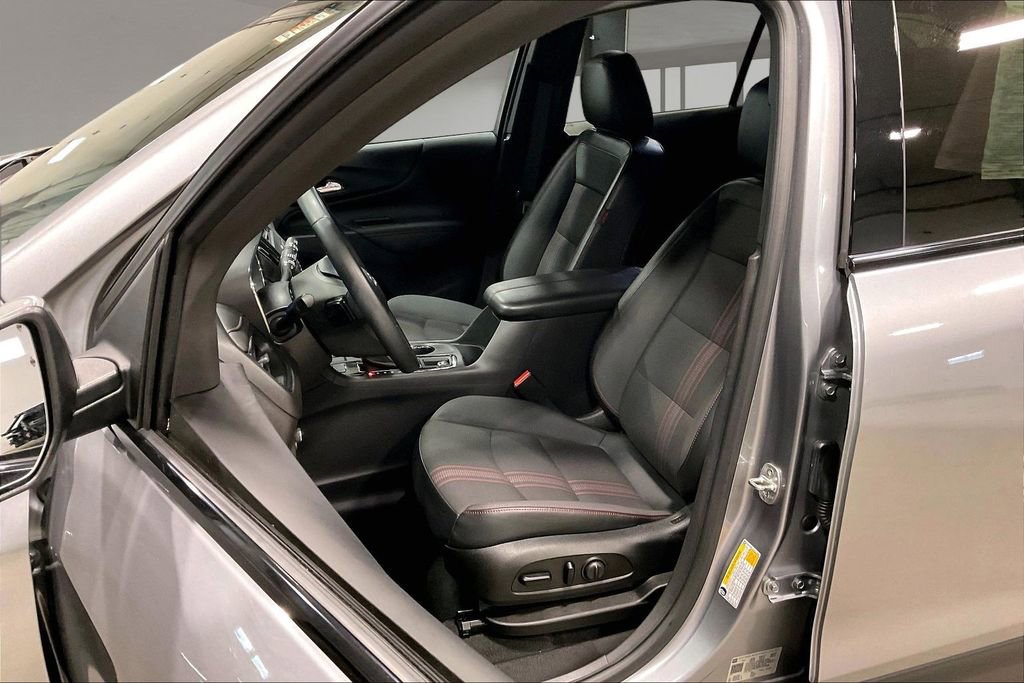 Used 2023 Chevrolet Equinox RS w/ LPO, Floor Liner Package AWD/4WD image 21