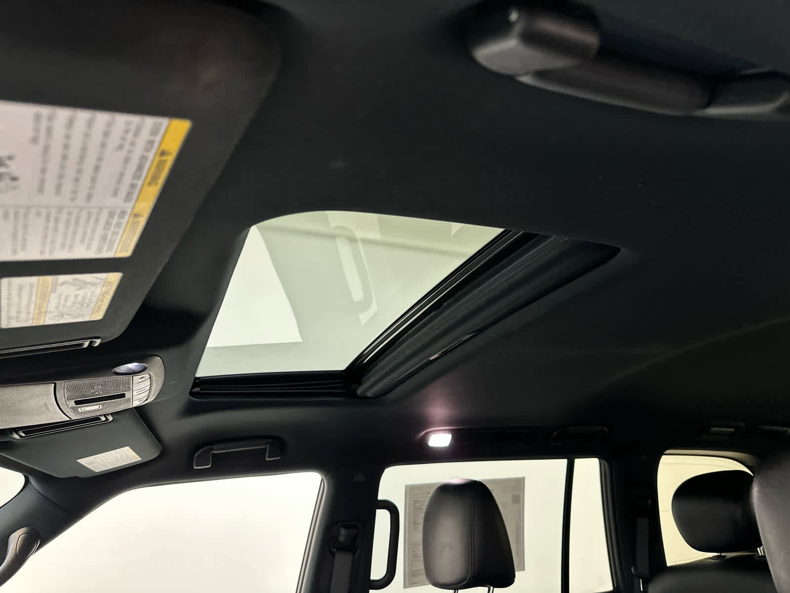 Certified 2024 Nissan Armada SL w/ Midnight Edition Package image 34