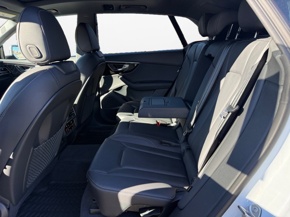 New 2026 Audi Q8 Premium Plus AWD/4WD image 13
