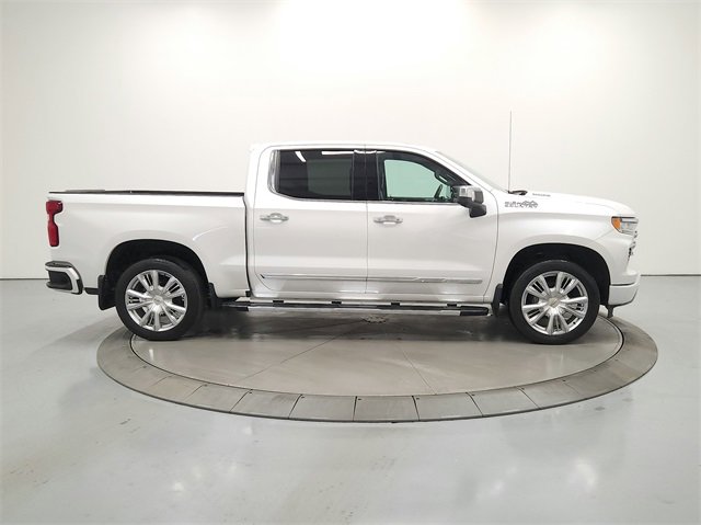 Used 2024 Chevrolet Silverado 1500 High Country w/ High Country Premium Package image 9