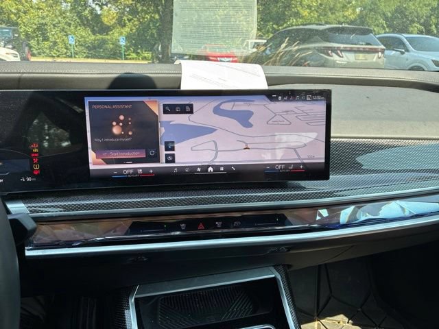 Used 2023 BMW i7 xDrive60 AWD/4WD image 15