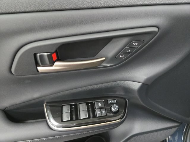 New 2026 Toyota Crown Platinum AWD/4WD image 21