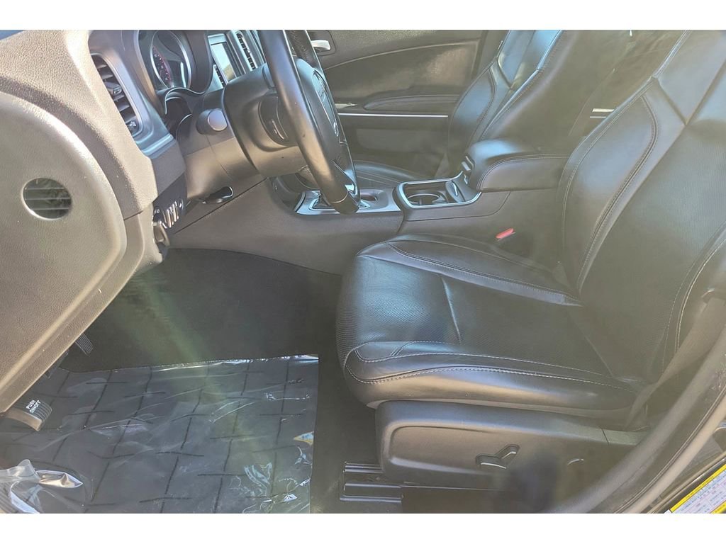 Used 2022 Dodge Charger SXT w/ Leather Interior Group image 12