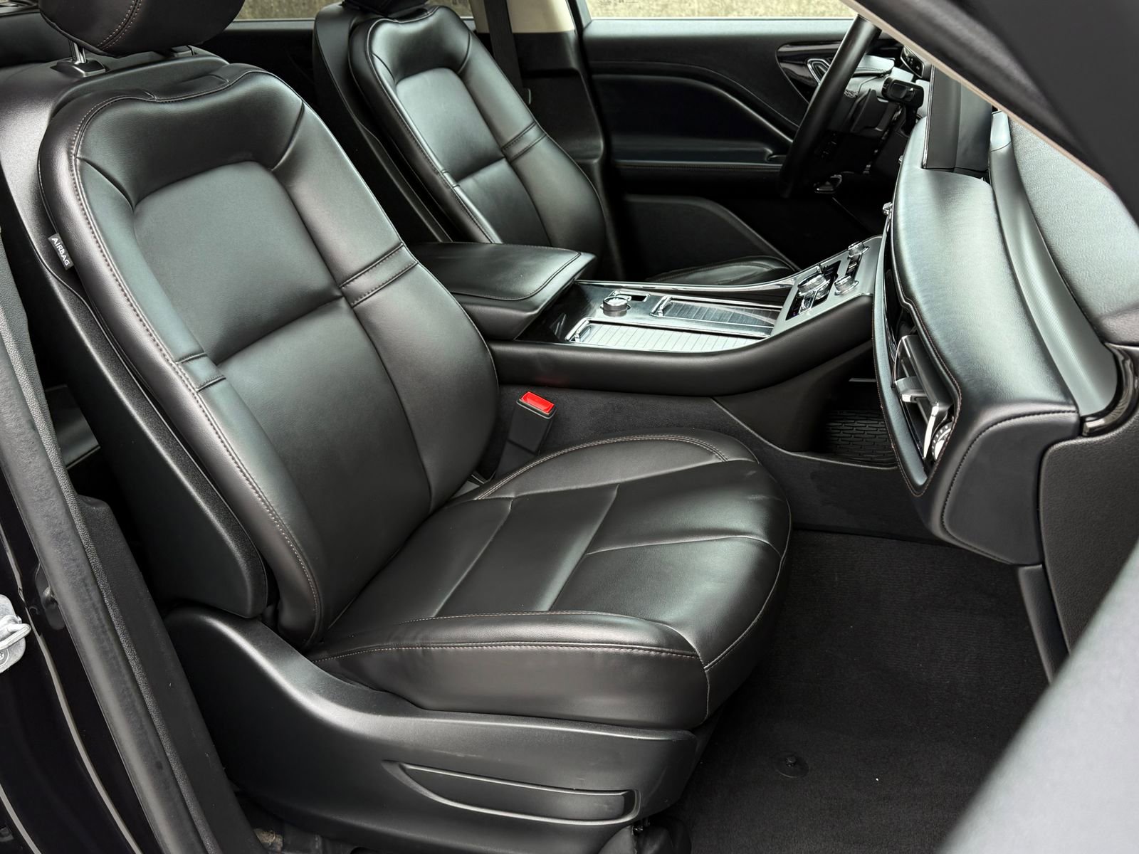 Certified 2023 Lincoln Aviator AWD w/ Premium Package image 13