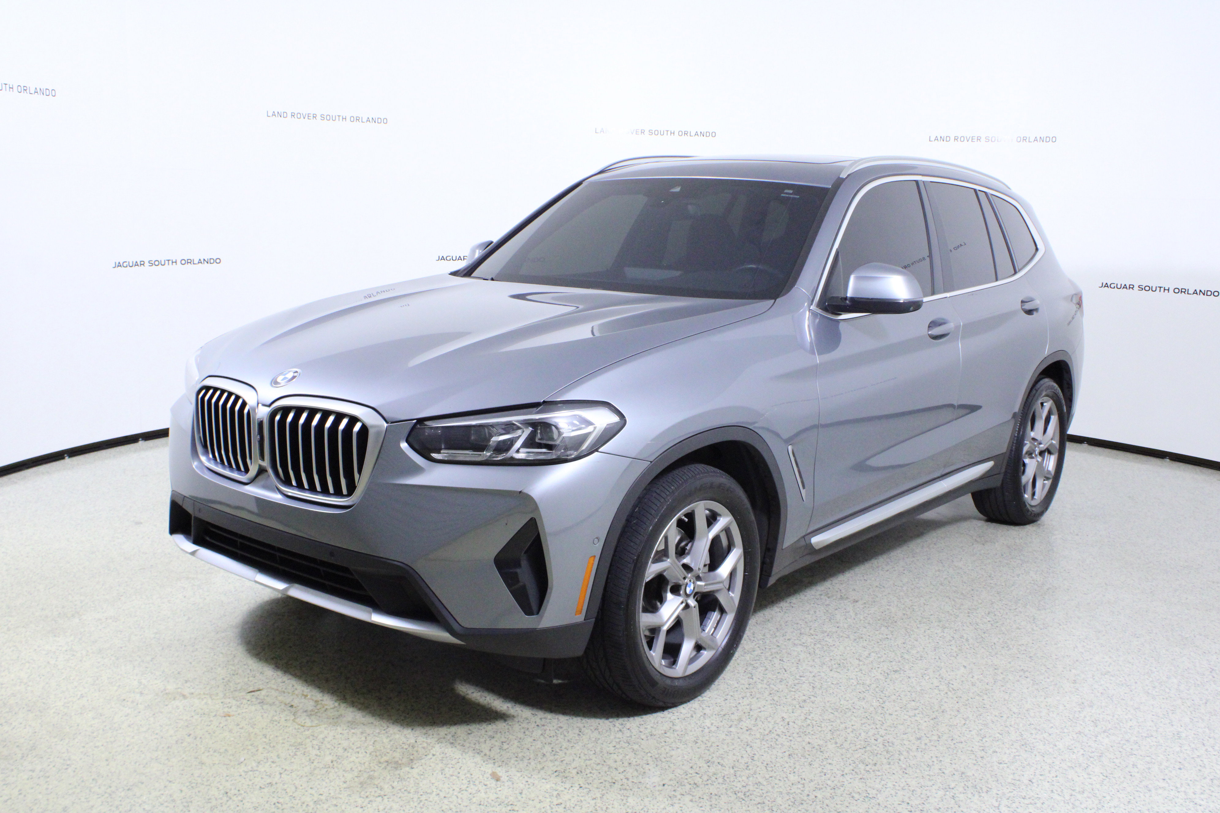 Used 2023 BMW X3 xDrive30i image 4