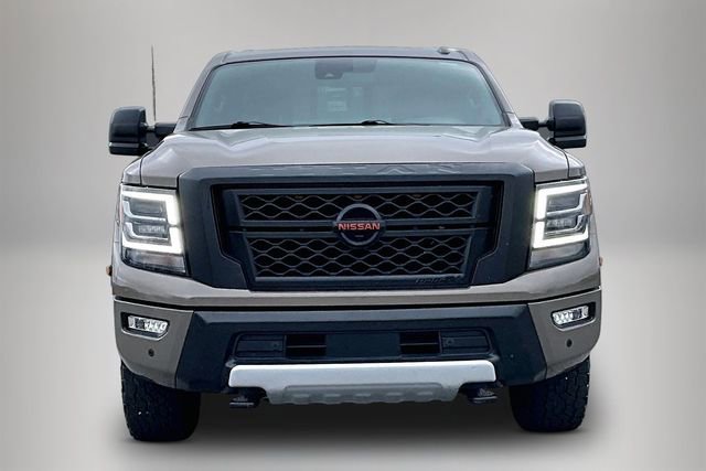 Used 2021 Nissan Titan PRO-4X w/ Pro-4x Convenience Package image 3
