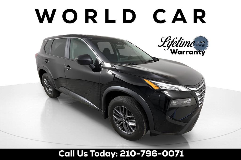 Used 2024 Nissan Rogue S image 1
