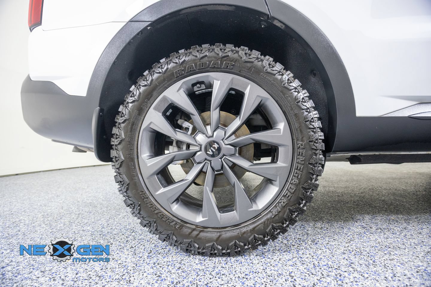 Used 2021 Kia Sorento EX w/ EX AWD X-Line Package image 47