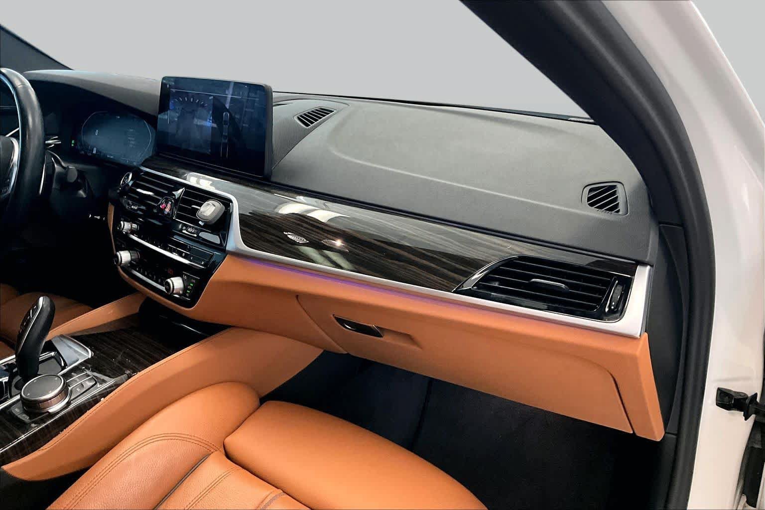 Used 2023 BMW 530i w/ M Sport Package RWD image 16
