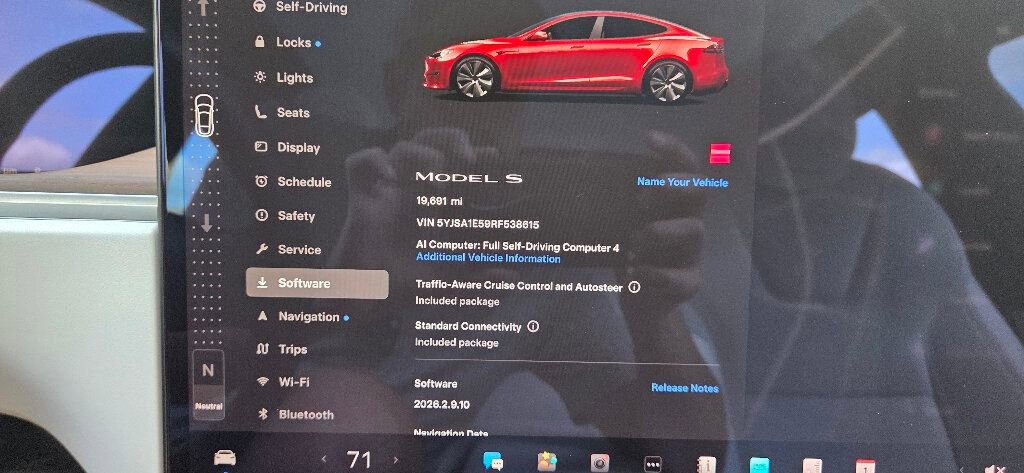 Used 2024 Tesla Model S AWD/4WD image 33