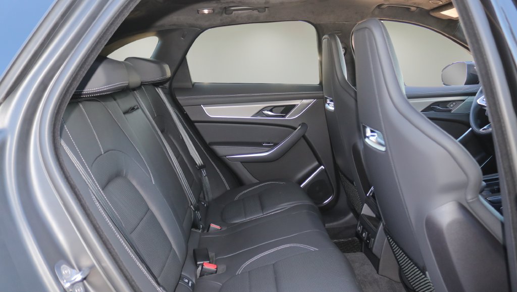 New 2026 Jaguar F-PACE R-Dynamic S AWD/4WD image 16