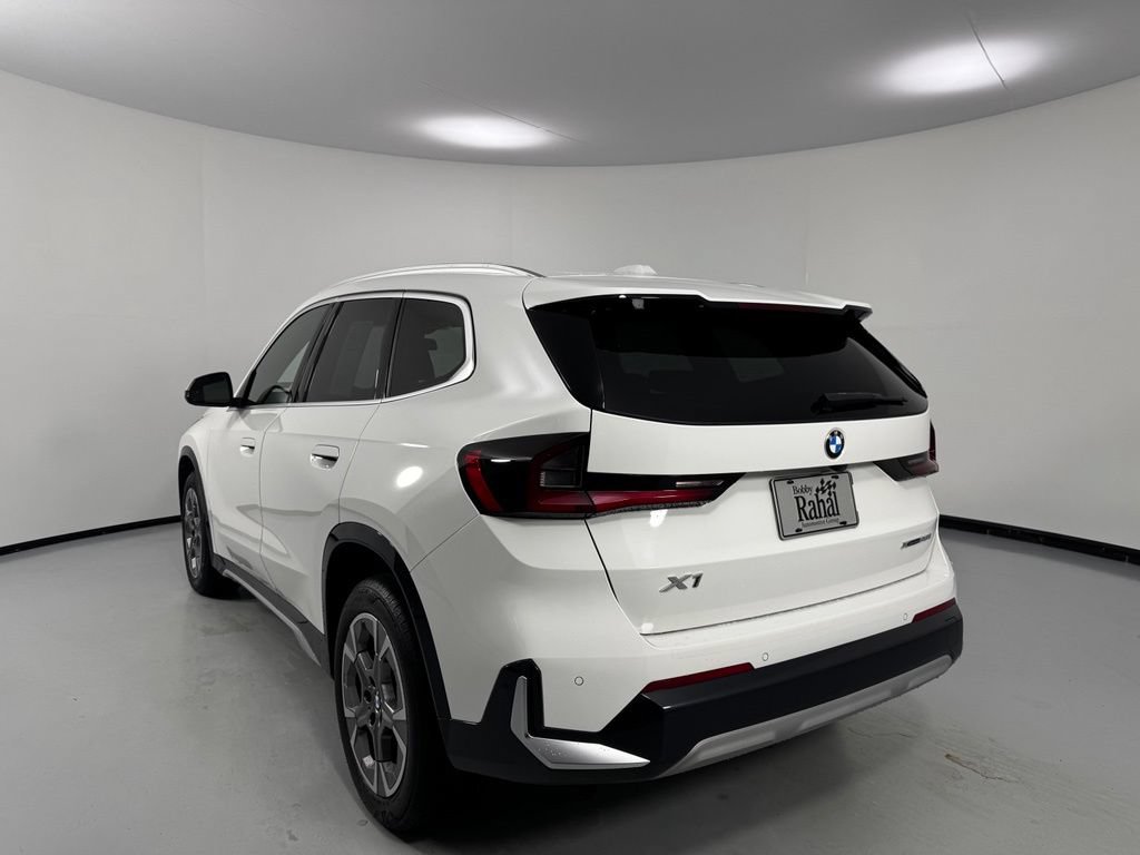 Used 2023 BMW X1 xDrive28i w/ Convenience Package AWD/4WD image 5