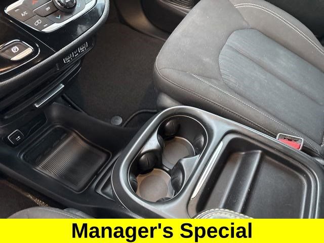 Used 2024 Chrysler Pacifica Touring image 28