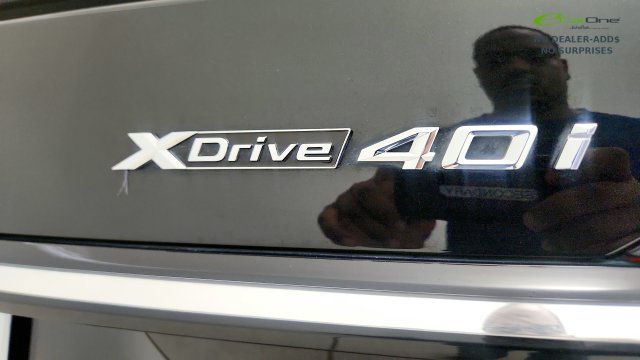 Used 2023 BMW X7 xDrive40i w/ Executive Package AWD/4WD image 34