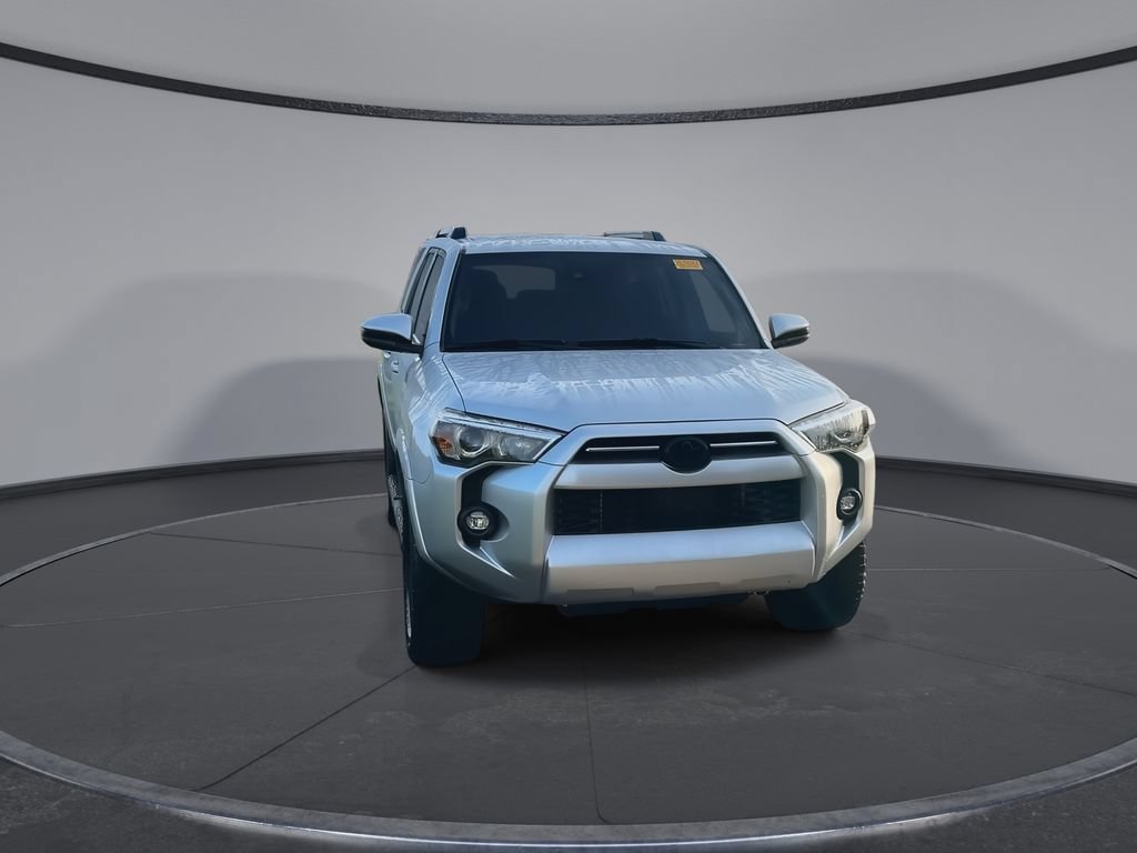 Used 2022 Toyota 4Runner SR5 RWD image 3