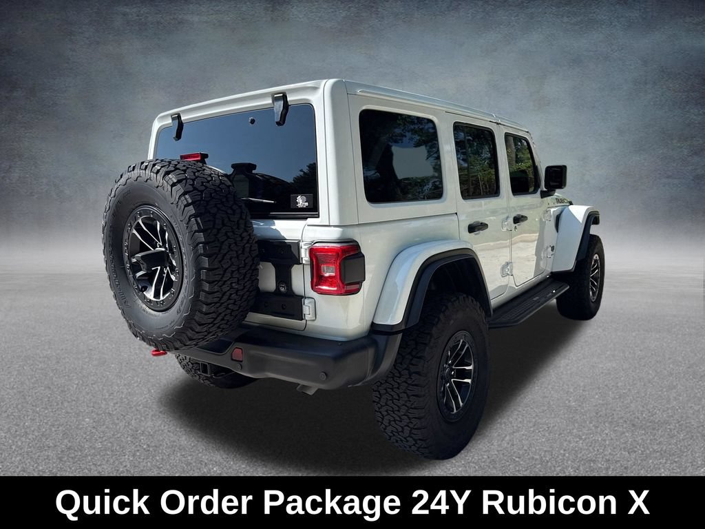 Used 2025 Jeep Wrangler Unlimited Rubicon AWD/4WD image 6