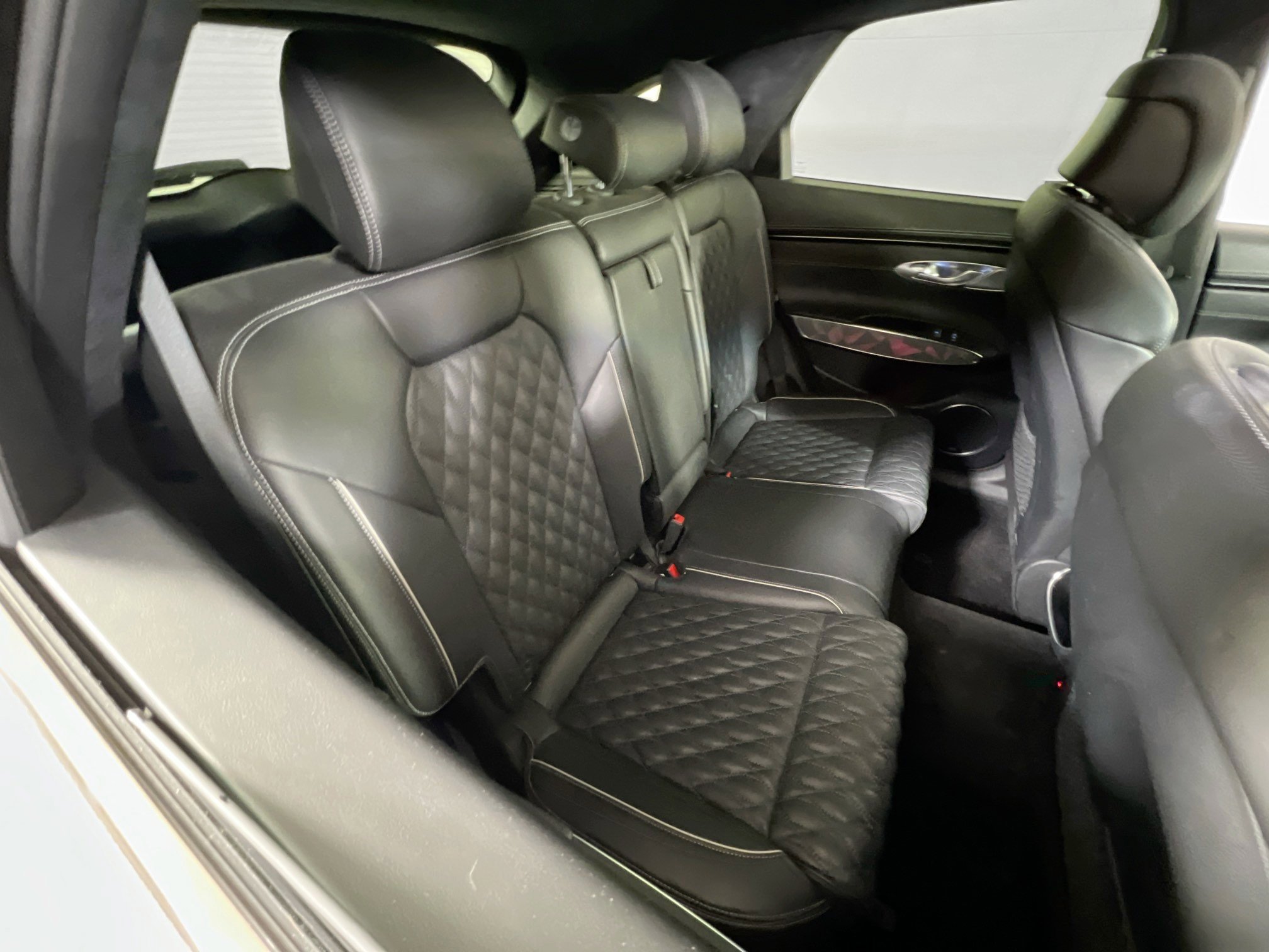 Used 2023 Genesis GV70 3.5T Sport w/ Sport Advanced Package image 27