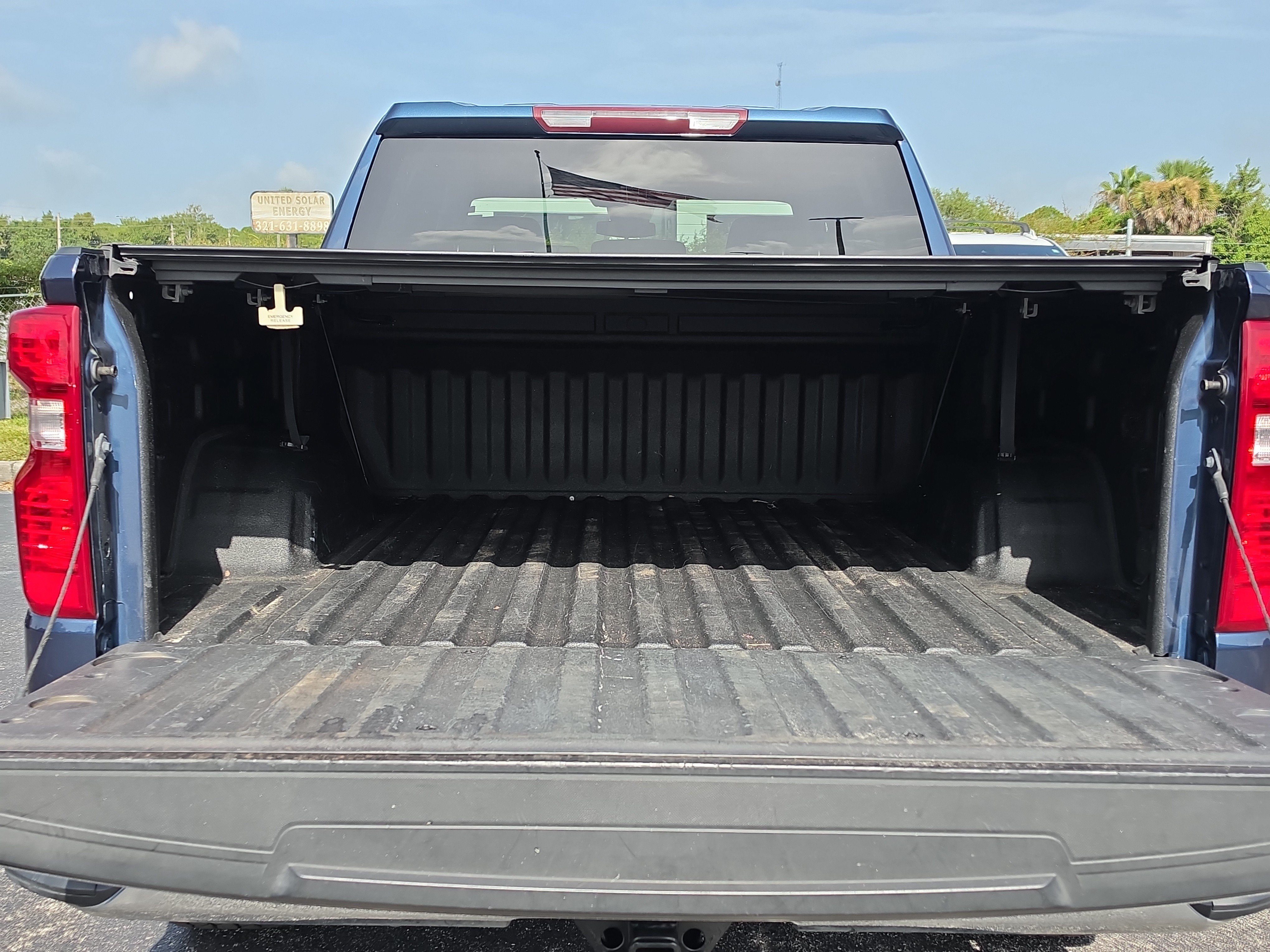 Certified 2023 Chevrolet Silverado 1500 LT AWD/4WD image 7