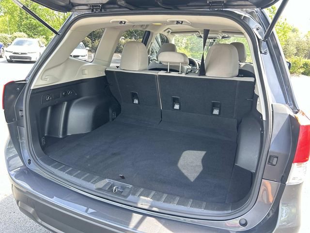 Used 2023 Subaru Forester AWD/4WD image 12