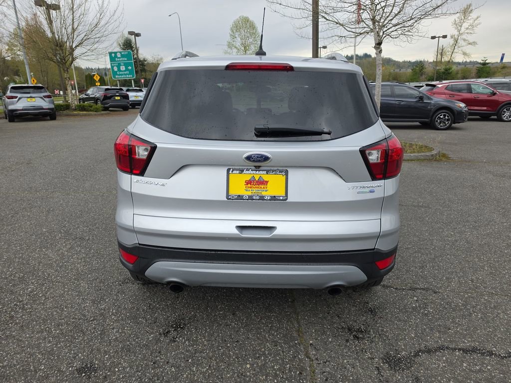 Used 2019 Ford Escape Titanium image 5
