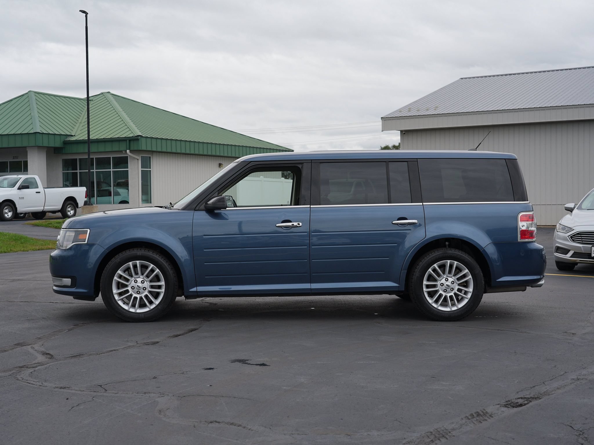 Used 2019 Ford Flex SEL AWD/4WD image 7