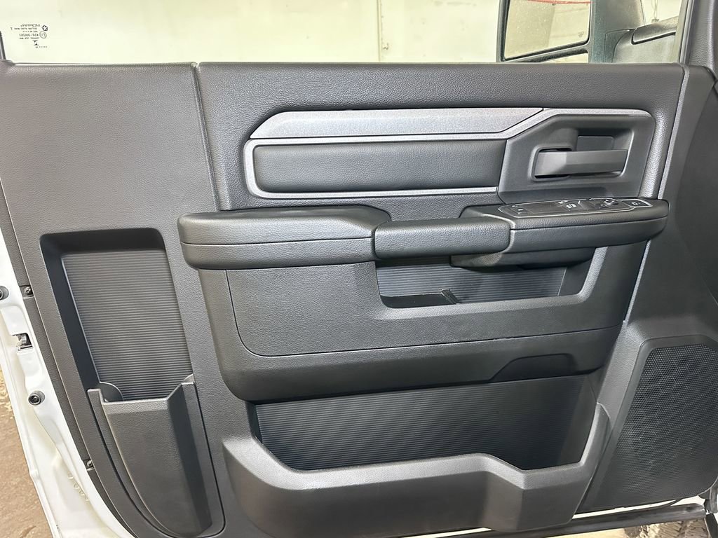 New 2024 RAM 2500 Tradesman w/ Snow Chief Group image 19