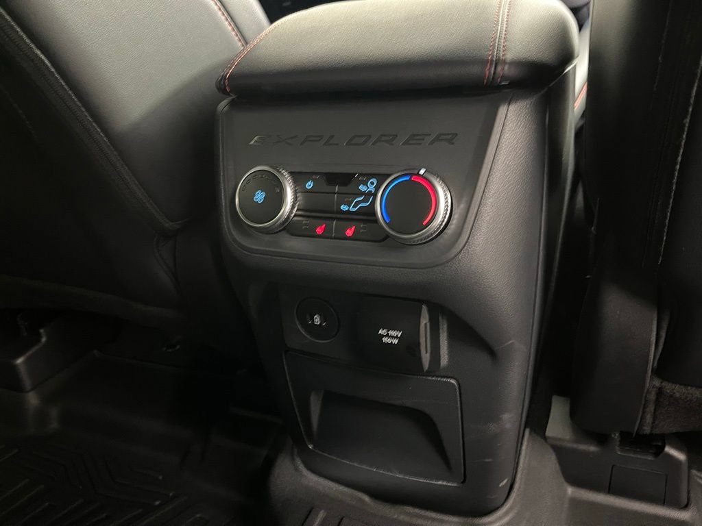 Used 2025 Ford Explorer ST AWD/4WD image 8