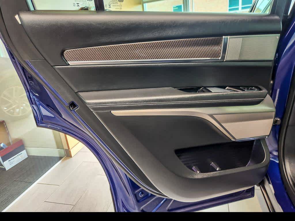 Certified 2026 Cadillac Vistiq Sport w/ LPO, Floor Liner Package AWD/4WD image 22