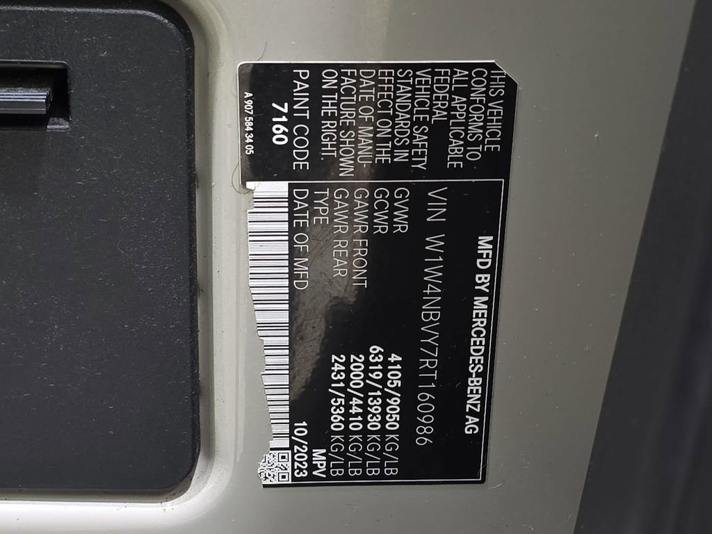 Used 2024 Mercedes-Benz Sprinter 144 Cargo image 37