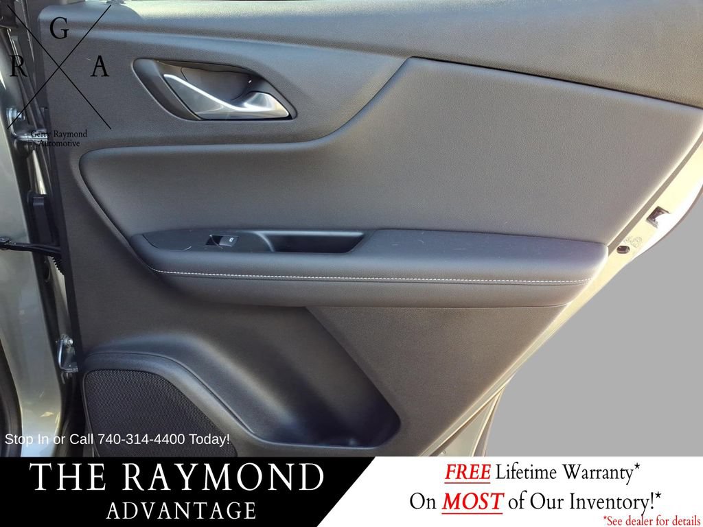 Used 2026 Chevrolet Blazer LT w/ Convenience Package AWD/4WD image 9