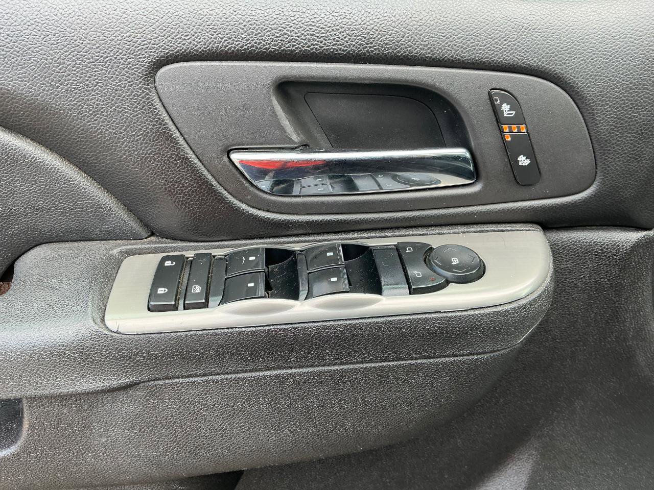 Used 2013 Chevrolet Avalanche LT w/ Suspension Package, Off-Road image 15