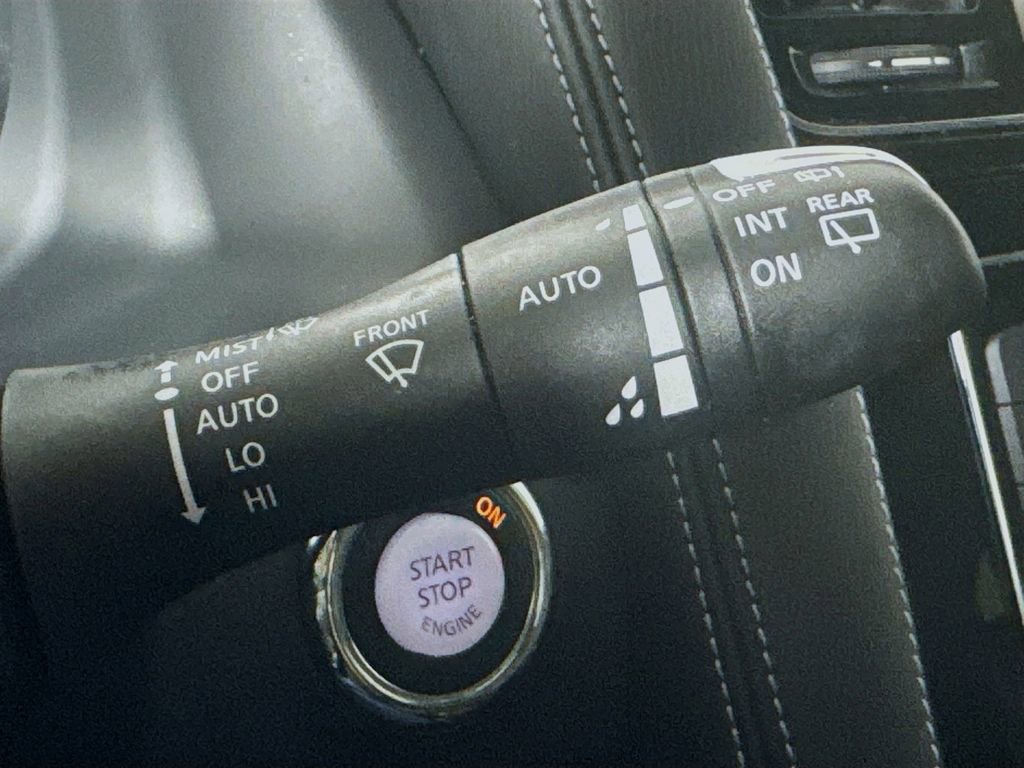 Used 2020 INFINITI QX80 Luxe w/ All-Season Package image 13