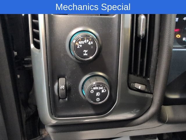 Used 2018 Chevrolet Silverado 1500 LT w/ All Star Edition AWD/4WD image 13