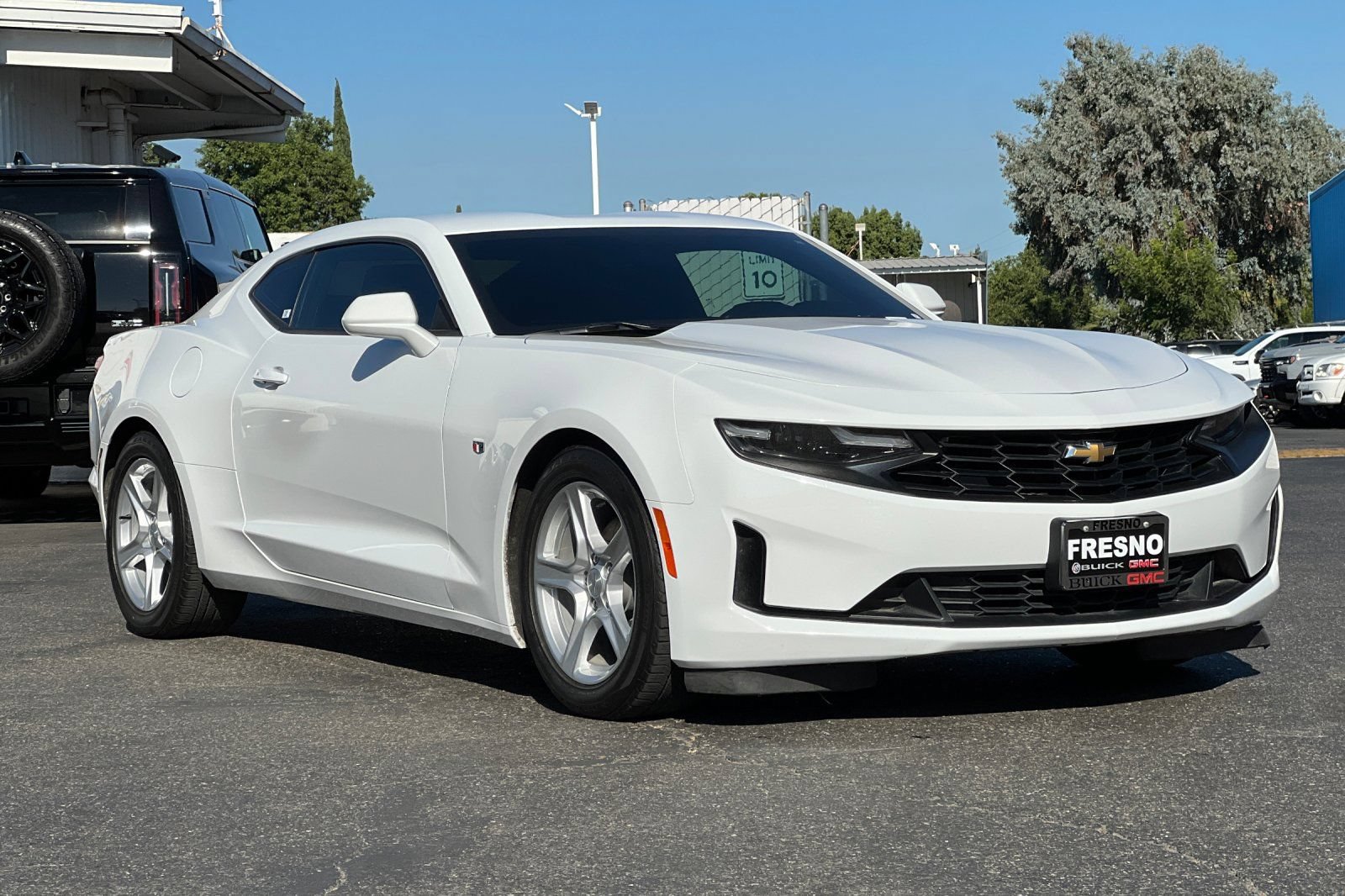 Used 2023 Chevrolet Camaro LT RWD image 2