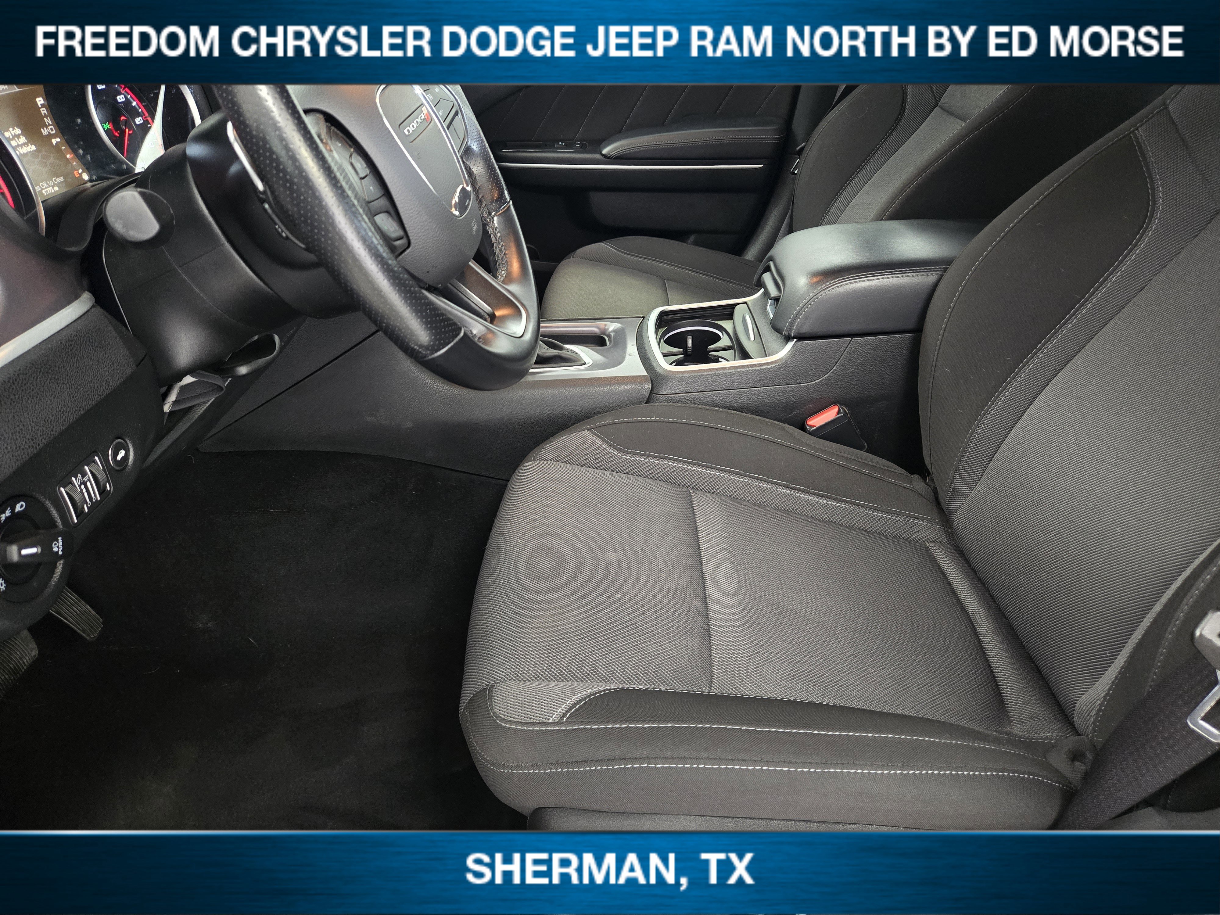 Certified 2022 Dodge Charger SXT w/ Navigation & Travel Group image 9