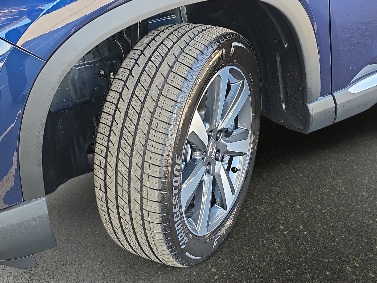 Certified 2025 Honda Pilot Touring image 30