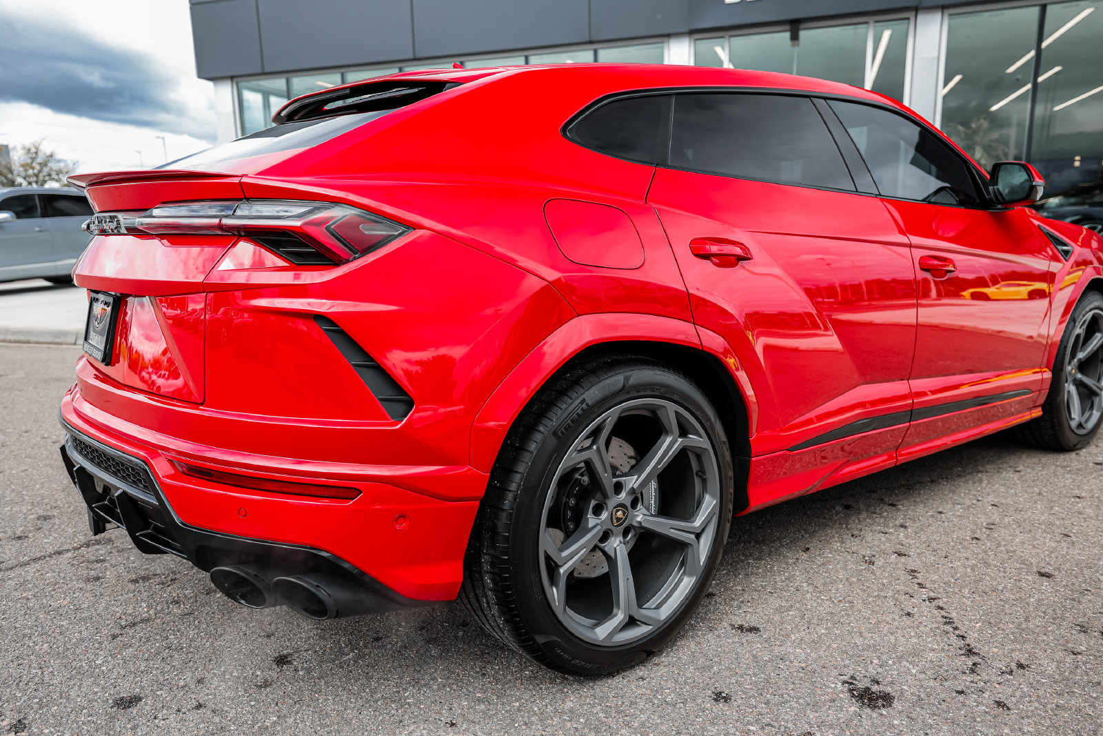 Used 2022 Lamborghini Urus AWD/4WD image 13