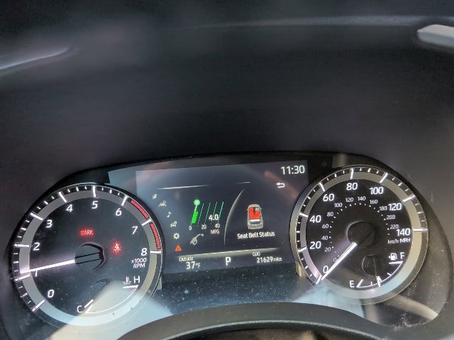 Used 2023 Toyota Highlander XLE image 14