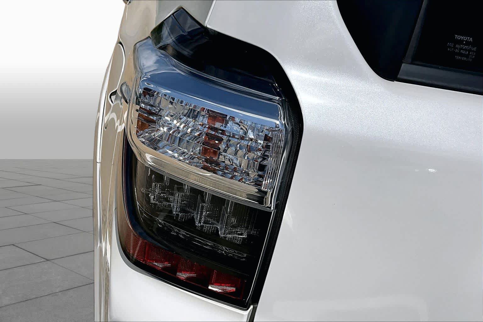 Used 2017 Toyota 4Runner Limited RWD image 29