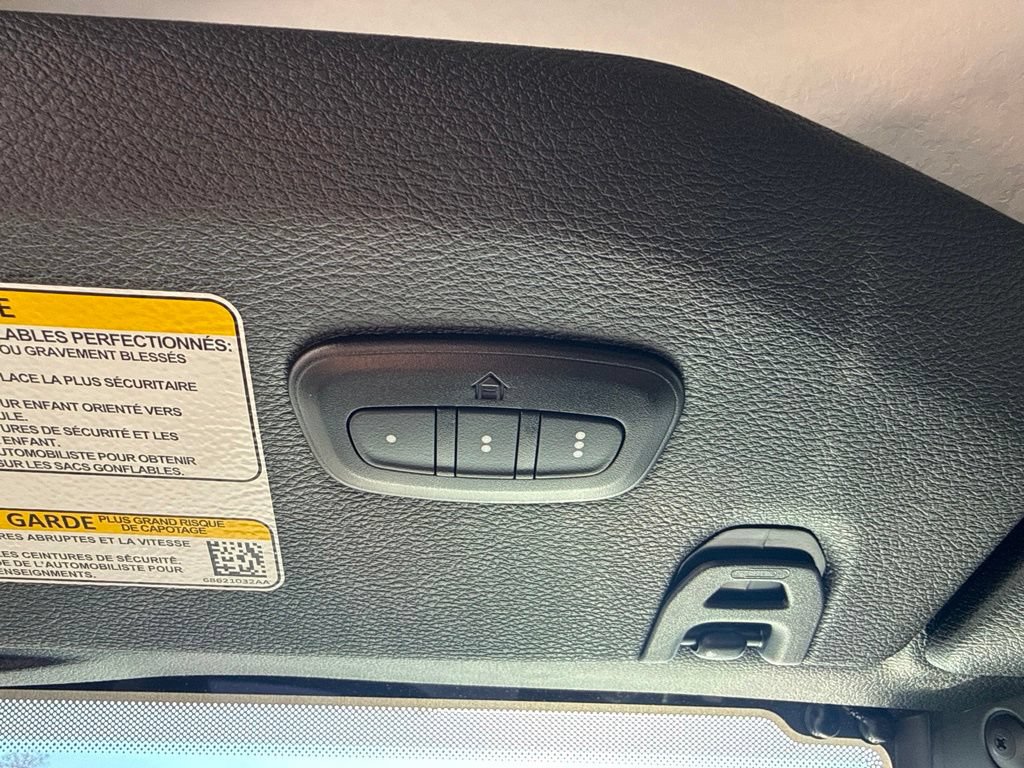 Certified 2024 Jeep Wrangler Unlimited AWD/4WD image 26